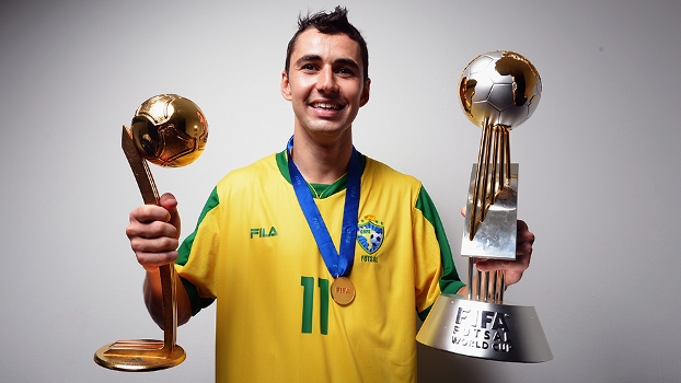 Fixo Neto foi herói do título mundial da seleção brasileira de futsal em 2012 Fixo Neto foi herói do título mundial da seleção brasileira de futsal em 2012