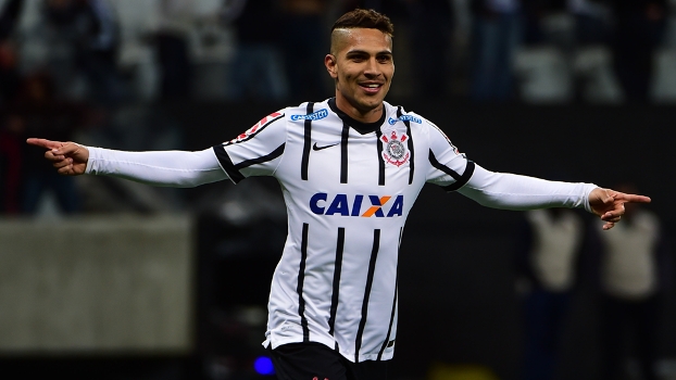 Guerrero faz juras de amor ao Corinthians, mas não crava permanência