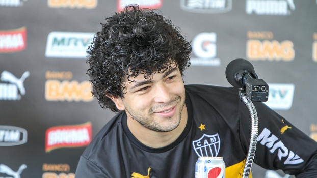 Luan virou o novo xodó da torcida atleticana após a saída de Bernard Luan virou o novo xodó da torcida atleticana após a saída de Bernard