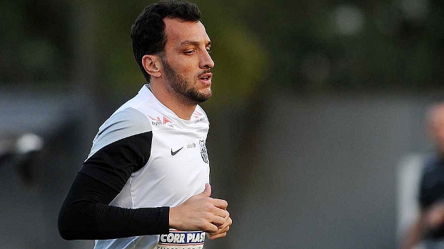 No Corinthians, Edu Dracena quer 'salário de Guerrero'