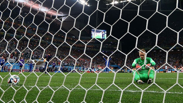 Cillessen nunca pegou um pênalti em toda a sua carreira Cillessen nunca pegou um pênalti em toda a sua carreira