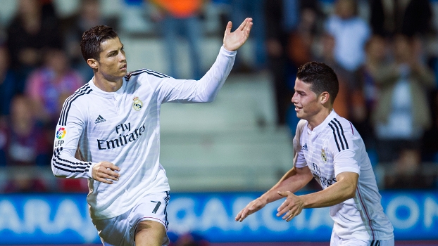 Cristiano Ronaldo comemora gol no jogo contra o Eibar Cristiano Ronaldo comemora gol no jogo contra o Eibar