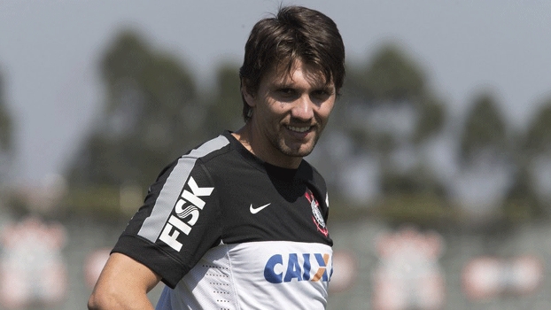 Paulo André, zagueiro do Corinthians, é uma das lideranças bom Bom Senso FC Paulo André, zagueiro do Corinthians, é uma das lideranças bom Bom Senso FC