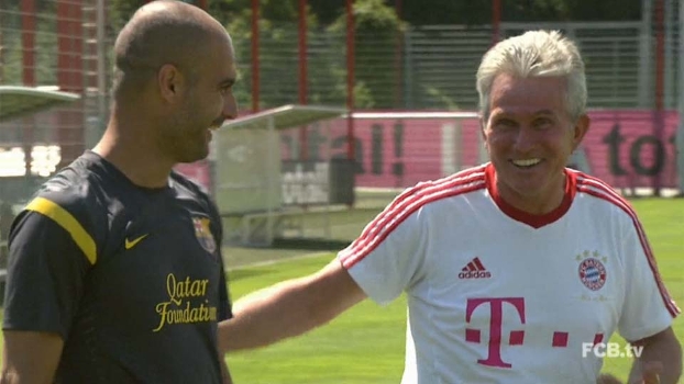 Guardiola se encontrou com Heynckes em 2011, quando se preparavam para a Audi Cup Guardiola se encontrou com Heynckes em 2011, quando se preparavam para a Audi Cup