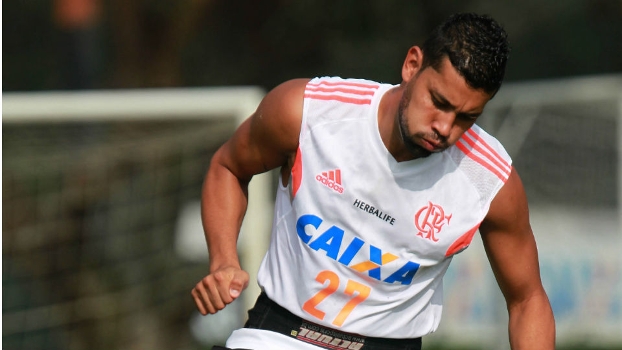 André Santos, durante treinamento do Flamengo no Ninho do Urubu