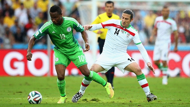 Mikel (esquerda) é o maestro do time da Nigéria