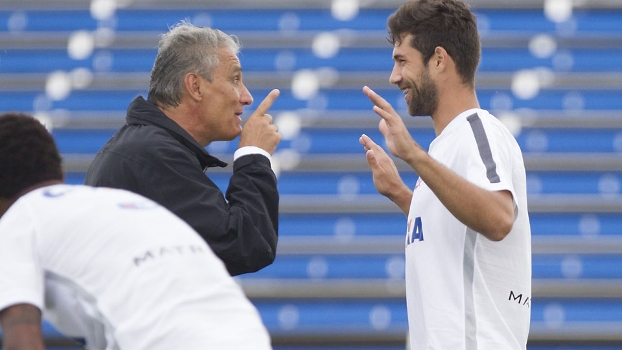 Descobridor vê Felipe preparado para ser titular do Corinthians