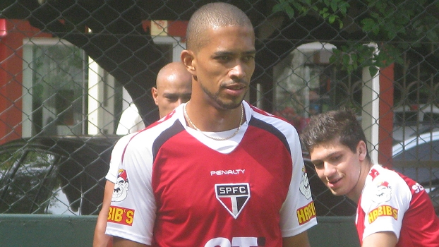 Luis Ricardo treina no São Paulo Luis Ricardo treina no São Paulo