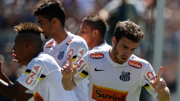 Serginho comemora após marcar seu gol diante do Corinthians na final da Copinha Serginho comemora após marcar seu gol diante do Corinthians na final da Copinha