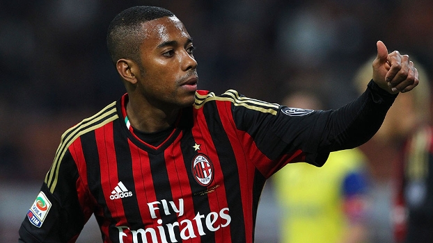 Robinho, com a camisa do Milan. Atacante brasileiro está perto do Orlando City