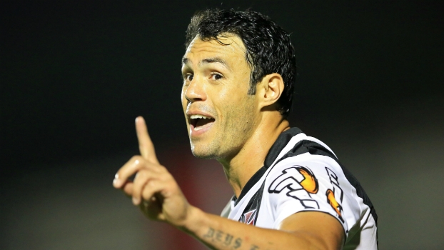 O atacante Kleber ainda está com o futuro indefinido para 2015