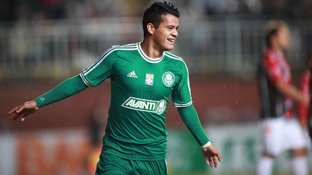 Mendieta aproveitou a chance como titular para balançar as redes