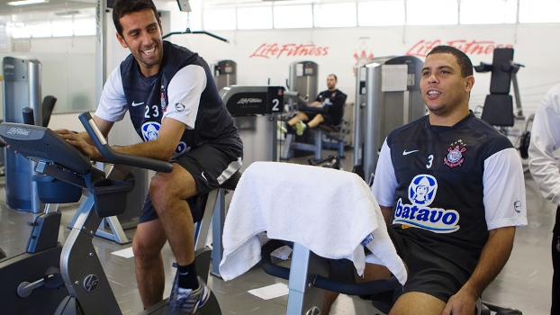 Para Andrés Sanchez, contratar Ronaldo foi mais difícil do que fazer o estádio