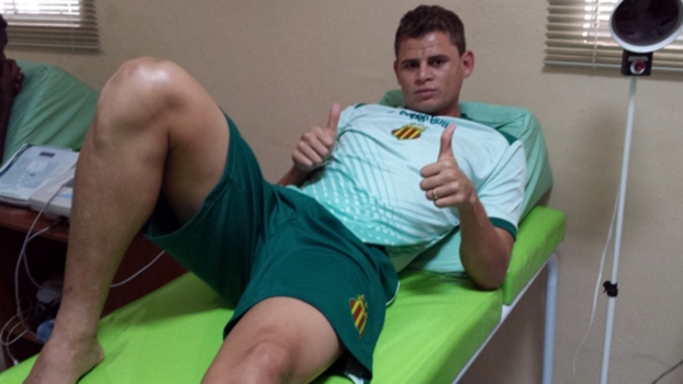 Jonas ficou distante de fazer parte do elenco do Corinthians em 2015 Jonas ficou distante de fazer parte do elenco do Corinthians em 2015