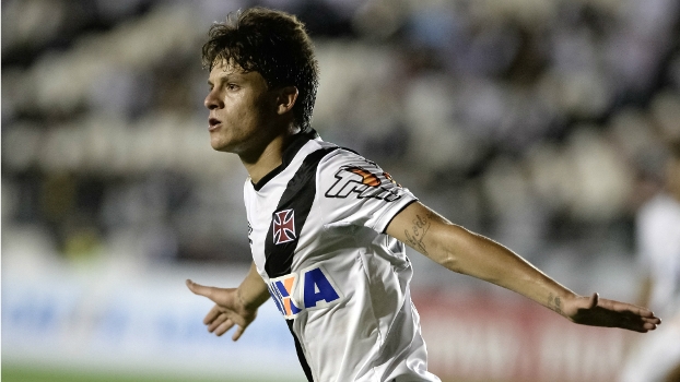 Crispim marcou seu primeiro gol pelo Vasco contra o Bragantino, na última rodada Crispim marcou seu primeiro gol pelo Vasco contra o Bragantino, na última rodada