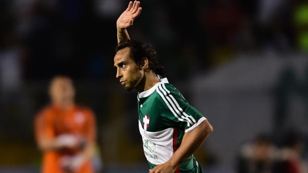 Para motivador, experiência de Valdivia poderá superar má fase do Palmeiras