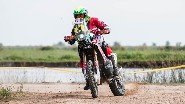 Jean Azevedo (Honda CRF 450 Rally) Jean Azevedo (Honda CRF 450 Rally)