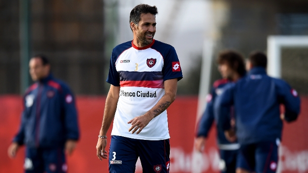 Yepes, durante treino do San Lorenzo no Marrocos: linha defensiva