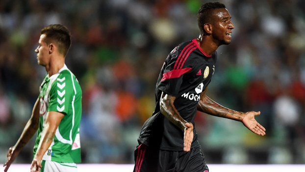 Talisca Gol Benfica Vitória Guimarães Campeonato Português 12/09/2014 Talisca Gol Benfica Vitória Guimarães Campeonato Português 12/09/2014