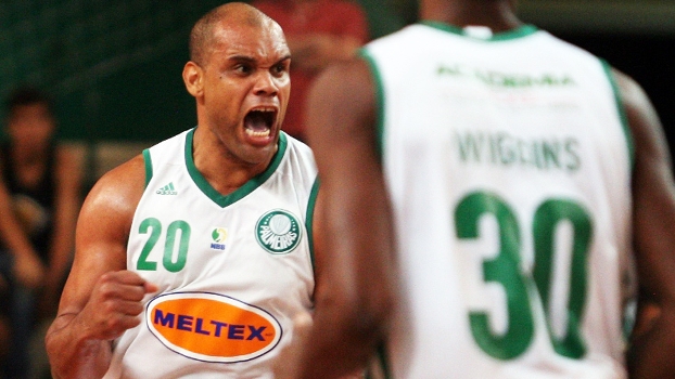 Palmeiras renova patrocínio e mantém time de basquete vivo no centenário