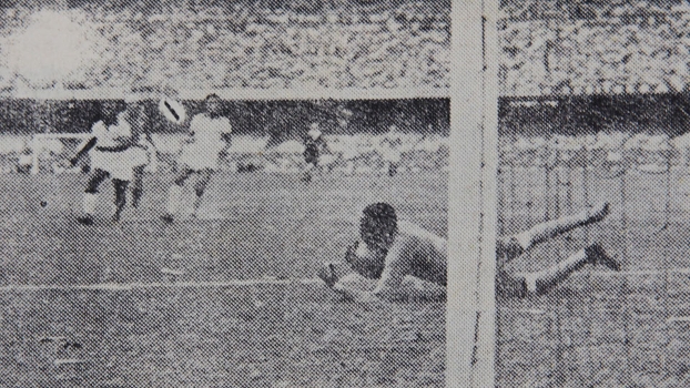 Barbosa, contra o Uruguai, na Copa de 1950: 64 anos depois, falecido goleiro vê fim de maldição Barbosa, contra o Uruguai, na Copa de 1950: 64 anos depois, falecido goleiro vê fim de maldição