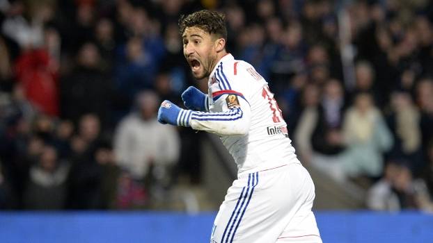 Nabil Fekir precisa escolher entre a seleção da França e a seleção da Argélia Nabil Fekir precisa escolher entre a seleção da França e a seleção da Argélia