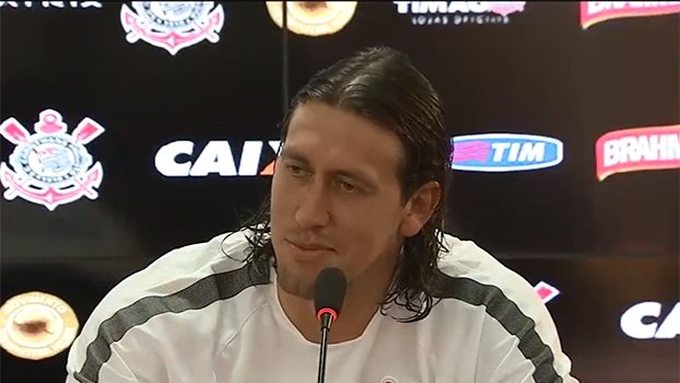 Cássio vê Tite mais pilhado após um ano sem emprego