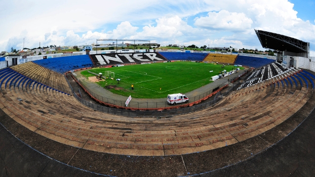 Estádio em Limeira não tem laudo dos Bombeiros, mas receberá final da Copinha Estádio em Limeira não tem laudo dos Bombeiros, mas receberá final da Copinha