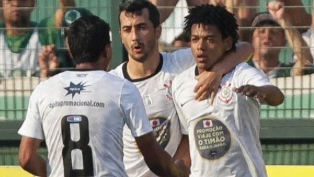 Dois anos depois, Corinthians segue sem receber de patrocinadora 'caloteira'