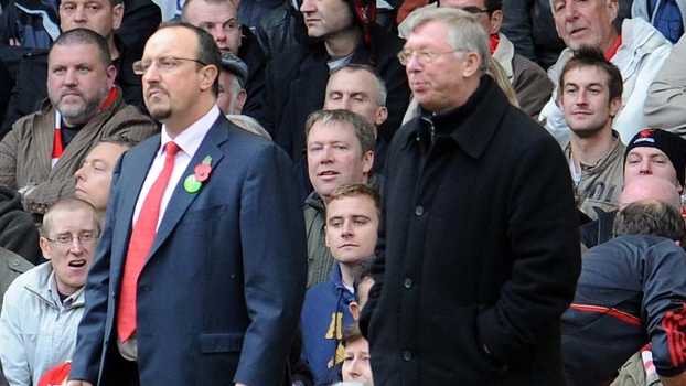 Benítez, à época de Liverpool, e Ferguson em 2009