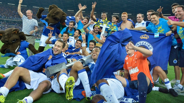 Mesmo sem título, jogadores do Cruzeiro comemoraram como campeões: categórico