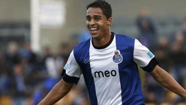 Dellatorre vai reforçar o Atlético-PR Dellatorre vai reforçar o Atlético-PR
