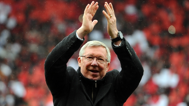 Alex Ferguson agradeceu à torcida com aplausos Alex Ferguson agradeceu à torcida com aplausos