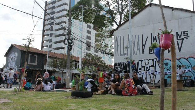 Organizadores tiveram apoio dos vizinhos na praça da Batatinha Organizadores tiveram apoio dos vizinhos na praça da Batatinha