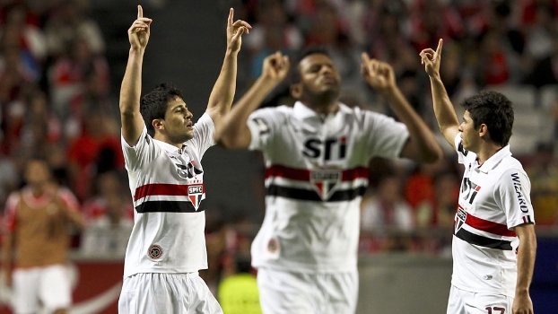 São-paulinos fazem a festa: o jejum tricolor acabou