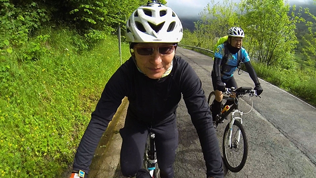 Pirineus: Pedal com desnível de 1280m na cordilheira entre a Espanha e a França | Aventuras com Renata Falzoni Pirineus: Pedal com desnível de 1280m na cordilheira entre a Espanha e a França | Aventuras com Renata Falzoni