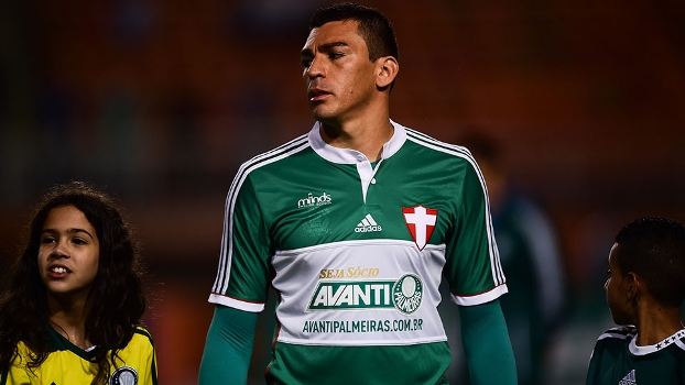 Mattos confirma saída de Wesley e Lúcio do Palmeiras e quer renovação de Valdivia