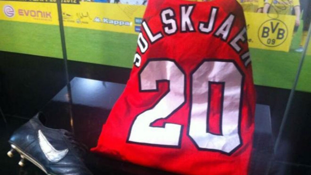 A camisa do ano de 1999 de Solskjaer 