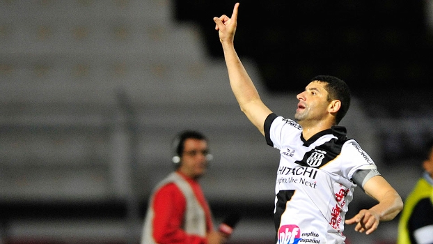 William comemora gol da Ponte contra o Atlético-MG William comemora gol da Ponte contra o Atlético-MG