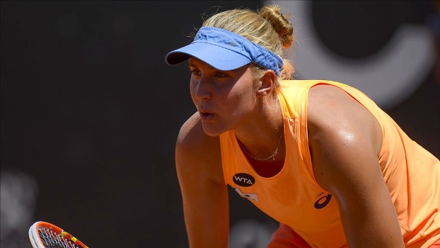 Bia Haddad, de 18 anos, é a grande surpresa brasileira no Rio Open 2015