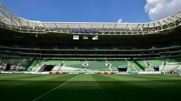 Arenas de Palmeiras e Corinthians são sucesso de público, mas fracasso de crítica