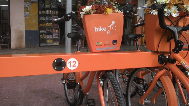 Bike BH tem quatro estações em funcionamento. São 40 bicicletas disponíveis. Bike BH tem quatro estações em funcionamento. São 40 bicicletas disponíveis.