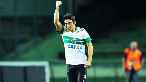 Palmeiras vai pagar à DIS para evitar que contratação de Robinho vá à Justiça