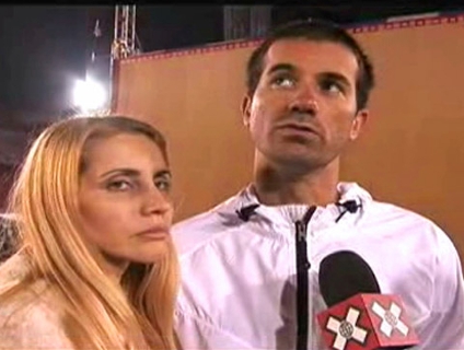 Clique no player e assista
