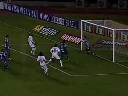 Renan durante a vitória do Avaí sobre o São Paulo no Morumbi; veja defesas