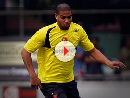 Adriano n�o treinou por causa de problemas digestivos, diz Flamengo