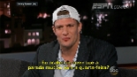 Irreverente, Gronkowski 'se solta' em programa de TV, brinca com Brady e pede para não ser multado por briga no Super Bowl