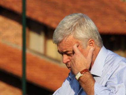 Lula critica manuten��o de poder na CBF, mas culpa federa��es por problema