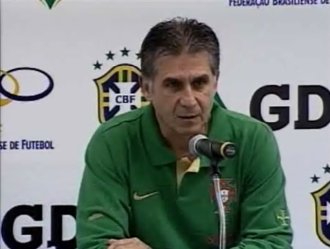 T�cnico de Portugal fala sobre a derrota