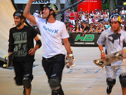 Clique no player e assista 